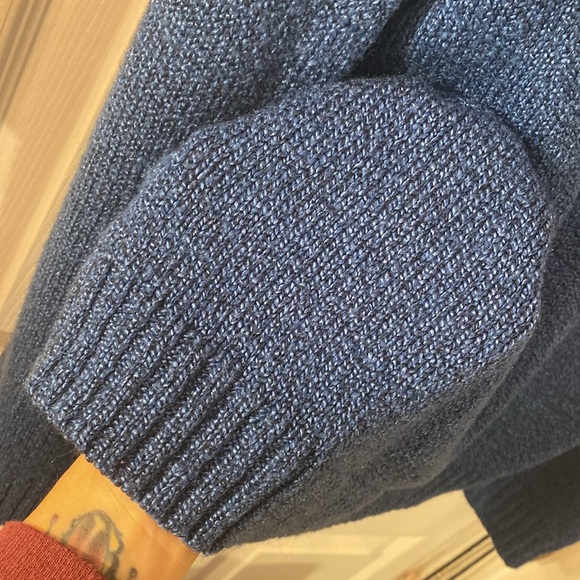 St. John's Bay Blue Knit Sweater - Picture 10 of 12